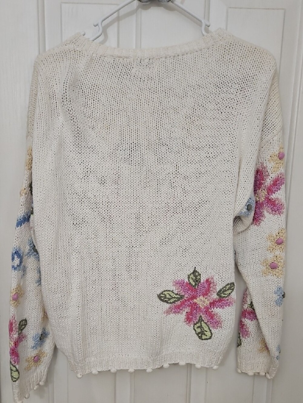 Saint Novara Eggshell Floral Hand Knitted Button-Up Cardigan Sz Med - Picture 2 of 8